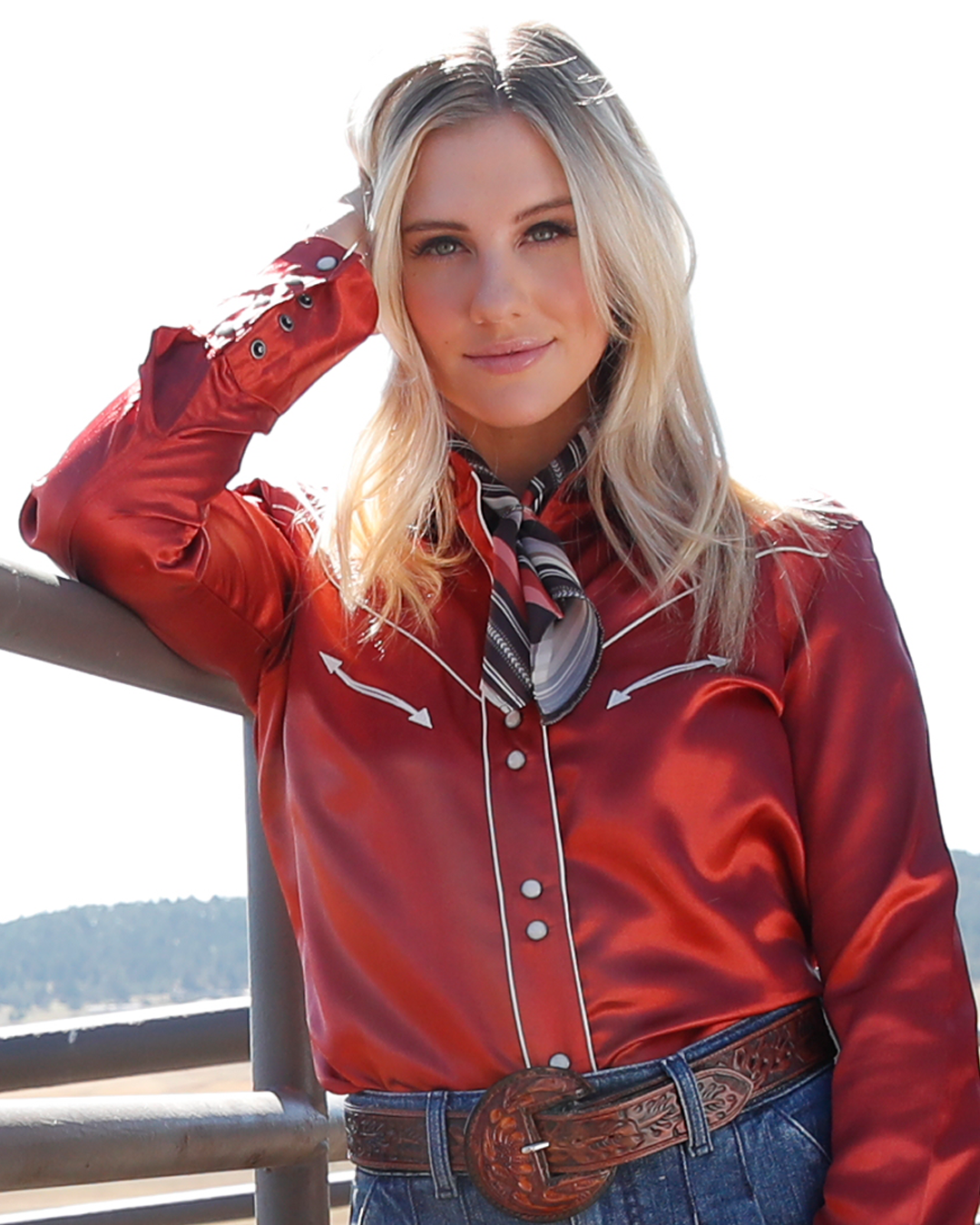 Women's Classic Fit Satin Snap Front Western Shirt
