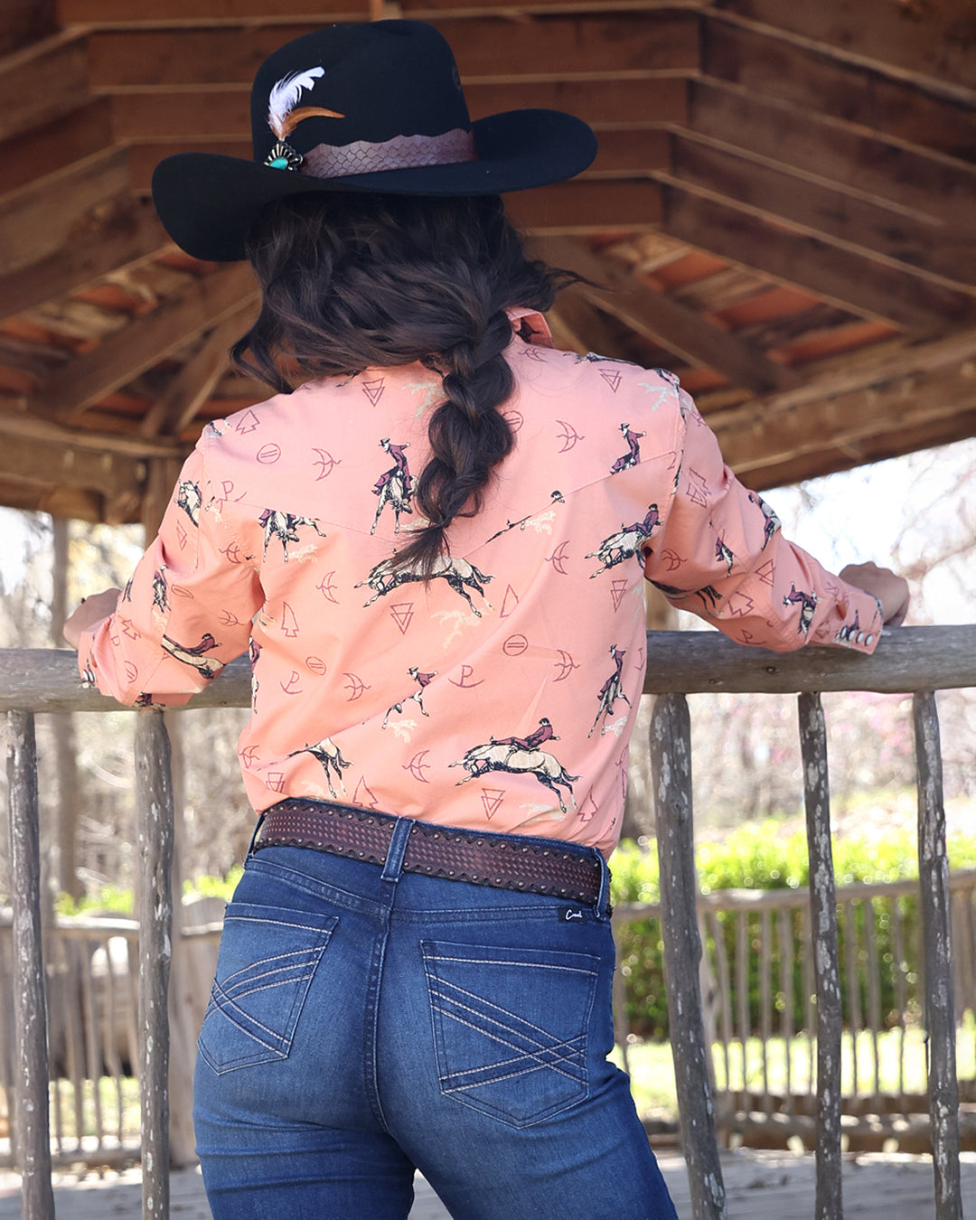 Women's Classic Fit Snap Front Western Shirt