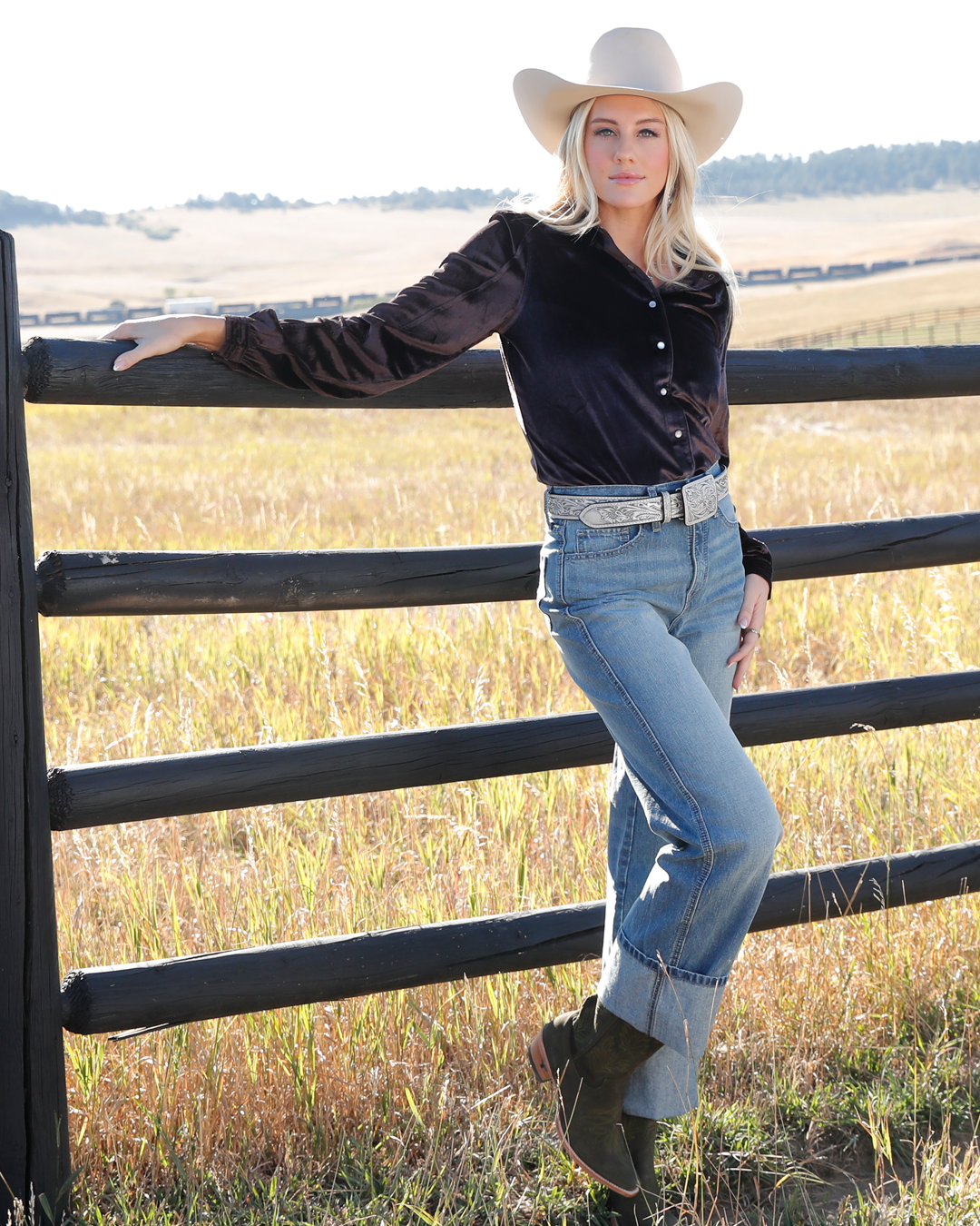 Women's Girlfriend Fit Snap Front Western Shirt