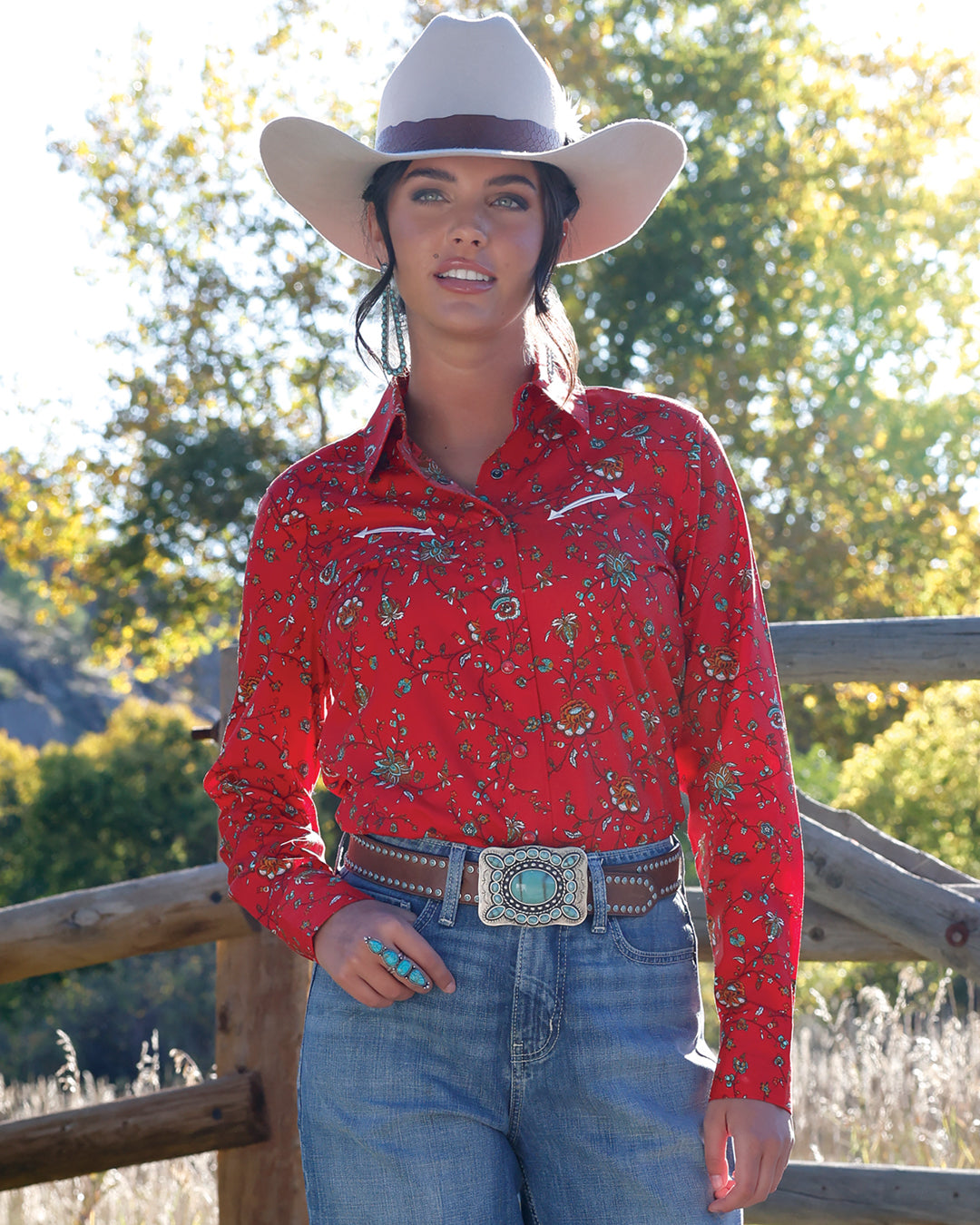Women's Classic Fit Snap Front Western Shirt