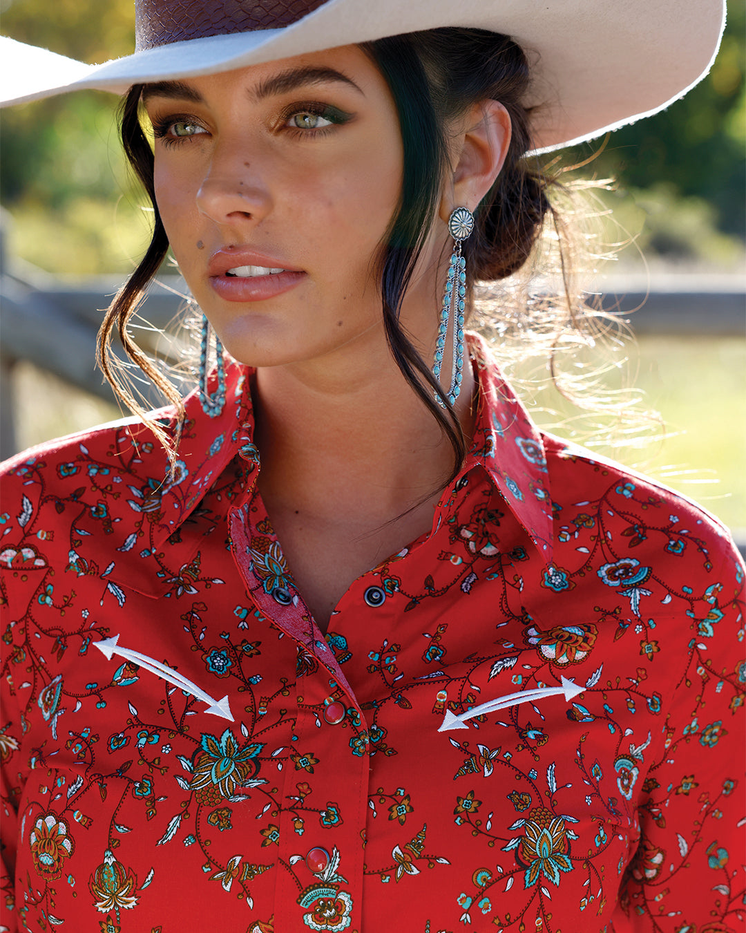 Women's Classic Fit Snap Front Western Shirt